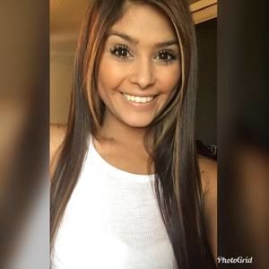 Meet your Posher, Kayla